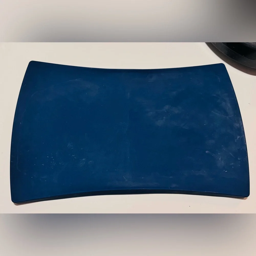 XL 19” Navy Blue Silicone Dog Feeding Mat Waterproof Easy Clean